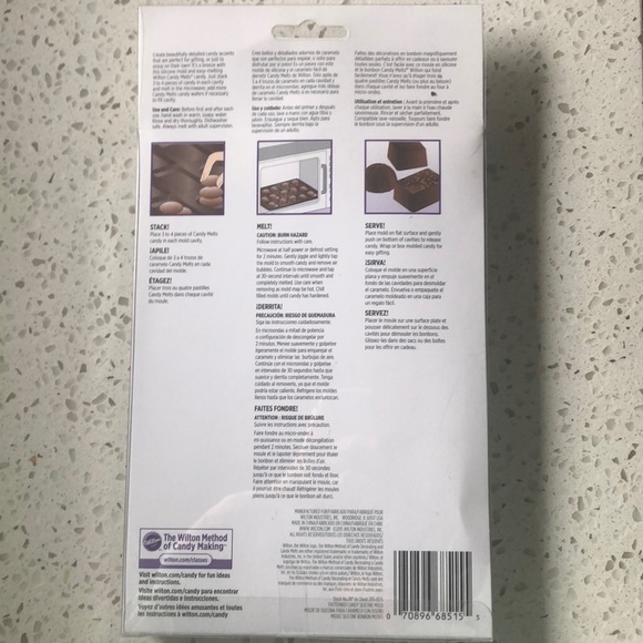 ⭐️Wilton Box of Chocolates Silicone Candy Mold - Picture 2 of 2